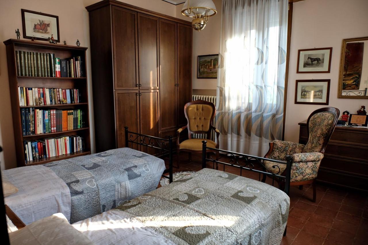 B&B "Il Cantastorie" Casa Molinari-Boldrini - Room & Breakfast Кастельфранко-Эмилия Экстерьер фото